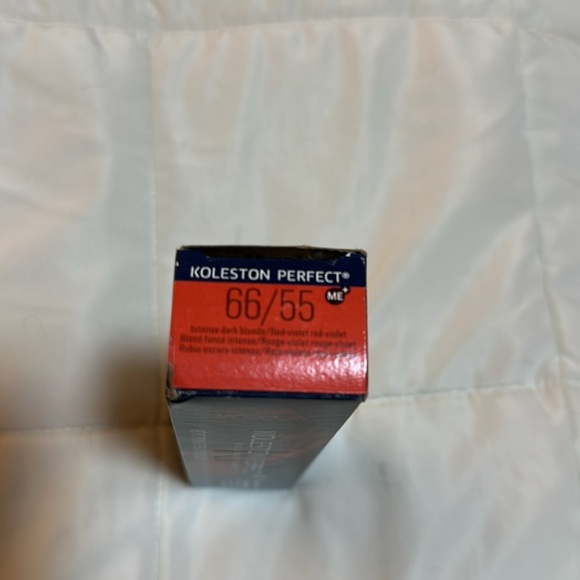 Wella Koleston Perfect Vibrant Reds Hair Color 66/55 - Picture 2 of 2